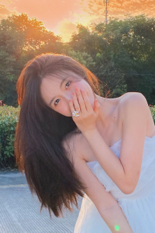 MM的B
